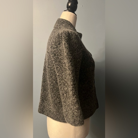 Alexander Bartlett Womans 3/4 sleeve Sweater with Barbie Style! - Picture 6 of 8